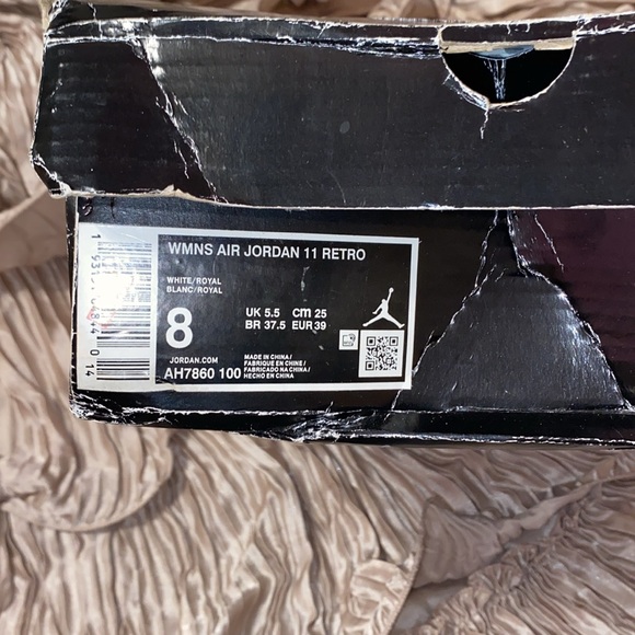 Air Jordan 11 Low WMNS Concord - Picture 6 of 6